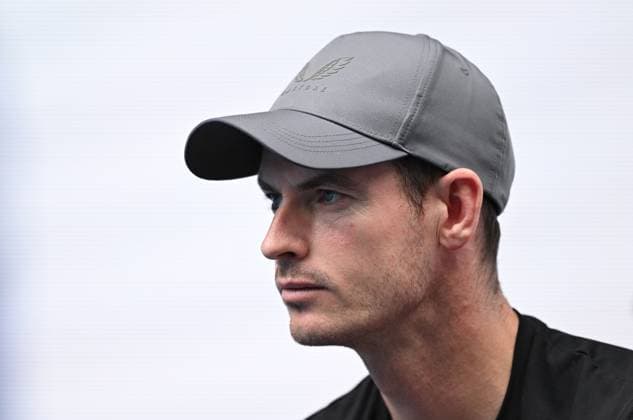 TENNIS AUSTRALIAN OPEN, Andy Murray, coach of Novak Djokovic of Serbia looks on to his round 2 match against Jaime Faria of Portugal during the 2025 Australian Open at Melbourne Park in Melbourne, Wednesday, January 15, 2025. ( NO ARCHIVING, EDITORIAL USE ONLY, NO USE IN BOOKS WITHOUT CONSENT MELBOURNE VICTORIA AUSTRALIA  Copyright: xLUKASxCOCHx 20250115114530636949