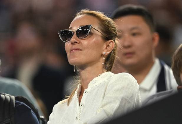 TENNIS AUSTRALIAN OPEN, Jelena Djokovic, wife of Novak Djokovic, looks on as Novak Djokovic of Serbia celebrates winning his round 2 match against Jaime Faria of Portugal during the 2025 Australian Open at Melbourne Park in Melbourne, Wednesday, January 15, 2025. ( NO ARCHIVING, EDITORIAL USE ONLY, NO USE IN BOOKS WITHOUT CONSENT MELBOURNE VICTORIA AUSTRALIA  Copyright: xLUKASxCOCHx 20250115136397502821