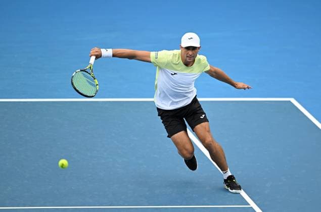 TENNIS AUSTRALIAN OPEN, Aleksandar Vukic of Australia in action during his round 2 match against Sebastian Korda of USA during the 2025 Australian Open at Melbourne Park in Melbourne, Wednesday, January 15, 2025. ( NO ARCHIVING, EDITORIAL USE ONLY, NO USE IN BOOKS WITHOUT CONSENT MELBOURNE VICTORIA AUSTRALIA  Copyright: xJAMESxROSSx 20250115179569117444