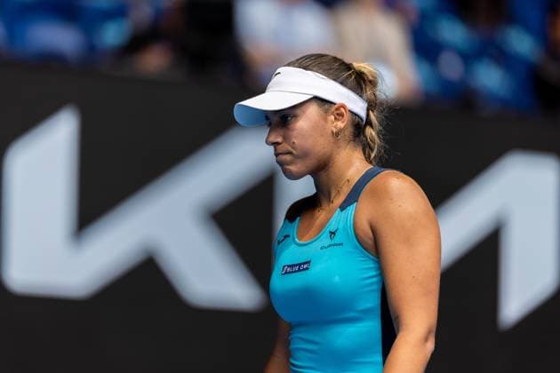 (250115) -- MELBOURNE, Jan. 15, 2025 -- Jessica Bouzas Maneiro reacts during the women s singles 2nd round match between Aryna Sabalenka of Belarus and Jessica Bouzas Maneiro of Spain at Australian Open tennis tournament in Melbourne, Australia, Jan. 15, 2025. (Photo by Xinhua) (SP)AUSTRALIA-MELBOURNE-TENNIS-AUSTRALIAN OPEN-DAY 4 HuxJingchen 