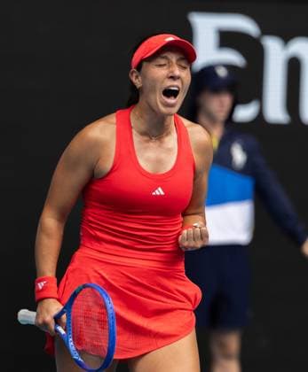 (250115) -- MELBOURNE, Jan. 15, 2025 -- Jessica Pegula celebrates after winning the women s singles 2nd round match between Jessica Pegula of the United States and Elise Mertens of Belgium of Spain at Australian Open tennis tournament in Melbourne, Australia, Jan. 15, 2025. (Photo by Xinhua) (SP)AUSTRALIA-MELBOURNE-TENNIS-AUSTRALIAN OPEN-DAY 4 HuxJingchen 