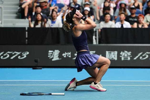 Laura Siegemund of Germany reacts to winning the match Australian Open, Day Four, Tennis, Melbourne Park, Melbourne, Australia - 15 Jan 2025  Copyright: xRachelxBach Shutterstockx 15101599ao