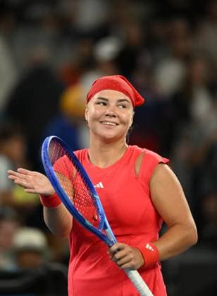 TENNIS AUSTRALIAN OPEN, Diana Shnaider of Russia celebrates after winning her round 2 match against Ajla Tomljanovic of Australia during the 2025 Australian Open at Melbourne Park in Melbourne, Wednesday, January 15, 2025. ( NO ARCHIVING, EDITORIAL USE ONLY, NO USE IN BOOKS WITHOUT CONSENT MELBOURNE VICTORIA AUSTRALIA  Copyright: xJAMESxROSSx 20250115135020487482
