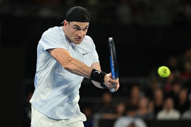 TENNIS AUSTRALIAN OPEN, Jack Draper of Great Britain in action duriing his round 2 match against Thanasi Kokkinakis of Australia during the 2025 Australian Open at Melbourne Park in Melbourne, Wednesday, January 15, 2025. ( NO ARCHIVING, EDITORIAL USE ONLY, NO USE IN BOOKS WITHOUT CONSENT MELBOURNE VICTORIA AUSTRALIA  Copyright: xJAMESxROSSx 20250115132455295257