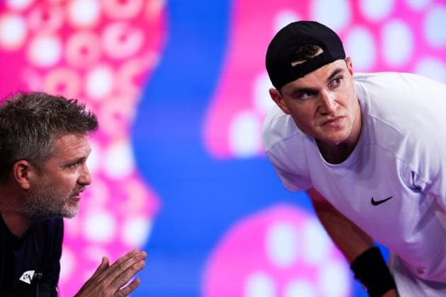 Jack Draper of Great Britain speaks to his coach James Trotman Australian Open, Day Four, Tennis, Melbourne Park, Melbourne, Australia - 15 Jan 2025  Copyright: xEllaxLing Shutterstockx 15101600bo