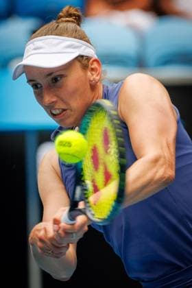Belgian Elise Mertens pictured in action during a tennis match against American Pegula, in the second round of the women s singles at the Australian Open Grand Slam tennis tournament, Wednesday 15 January 2025 in Melbourne Park, Melbourne, Australia. The 2025 edition of the Australian Grand Slam takes place from January 12th to January 26th. PATRICKxHAMILTON  x110456675x