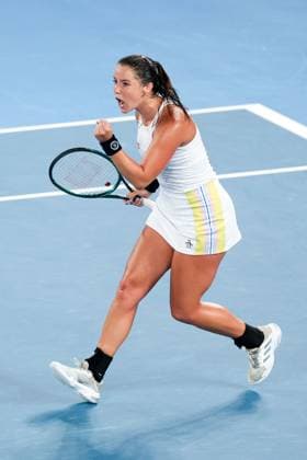 Jodie Burrage of Great Britain celebrates Australian Open, Day Four, Tennis, Melbourne Park, Melbourne, Australia - 15 Jan 2025  Copyright: xRachelxBach Shutterstockx 15101599fv