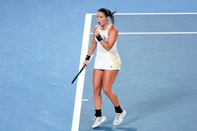 Jodie Burrage of Great Britain celebrates Australian Open, Day Four, Tennis, Melbourne Park, Melbourne, Australia - 15 Jan 2025  Copyright: xRachelxBach Shutterstockx 15101599ft