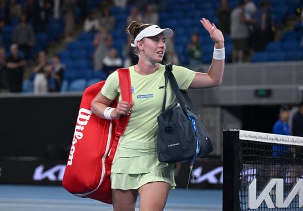 TENNIS AUSTRALIAN OPEN, Talia Gibson of Australia departs following her round 2 loss to Paula Badosa of Spain during the 2025 Australian Open at Melbourne Park in Melbourne, Wednesday, January 15, 2025. ( NO ARCHIVING, EDITORIAL USE ONLY, NO USE IN BOOKS WITHOUT CONSENT MELBOURNE VICTORIA AUSTRALIA  Copyright: xLUKASxCOCHx 20250115180043180288
