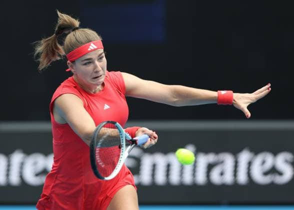 Karolina Muchova, Australian Open 2024, Melbourne Park, Melbourne, Victoria, Australia Copyright: xJuergenxHasenkopfx