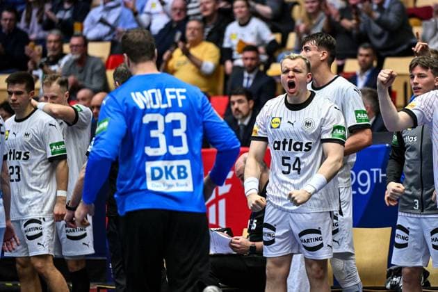 Sport Bilder des Tages Justus Fischer of Germania Germany Nationalteam during IHF Men s - Handball World Championship, WM, Weltmeisterschaft - Germany vs Poland, Handball match in Herning, Denmark, January 15 2025  Copyright: xLuigixCanu IPAxSportx xipa-agency.netx xx IPA_53025766 IPA_Agency_IPA53025766