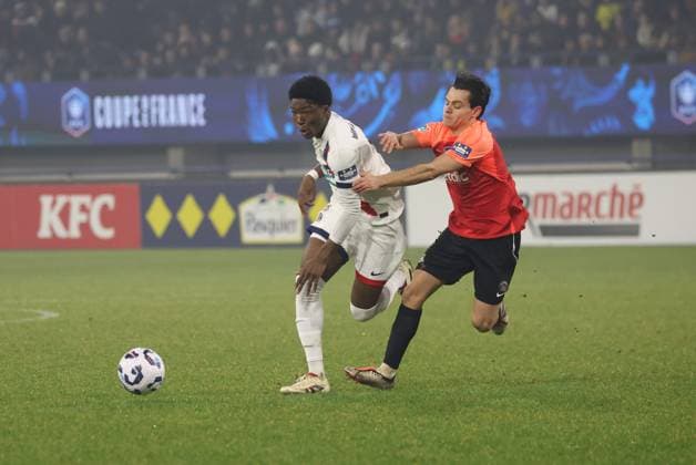 Coupe de France : Espaly vs PSG Thierry LARRET MAXPPP. Football. 16eme finale Coupe de France. Football Club Espaly vs Paris Saint Germain. Stade Marcel Michelin, Clermont-Ferrand le 15 Janvier 2025. Warren ZAIRE-EMERY (PSG) CLERMONT-FERRAND (63) STADE STADE MARCEL MICHELIN PUY DE DOME AUVERGNE RHONE-ALP FRANCE  Copyright: xThierryxLARRET MAXPPPxThierryxLARRETx TL_20250115_2007 0794554792st