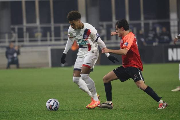 Coupe de France : Espaly vs PSG Thierry LARRET MAXPPP. Football. 16eme finale Coupe de France. Football Club Espaly vs Paris Saint Germain. Stade Marcel Michelin, Clermont-Ferrand le 15 Janvier 2025. Desire DOUE (PSG) CLERMONT-FERRAND (63) STADE STADE MARCEL MICHELIN PUY DE DOME AUVERGNE RHONE-ALP FRANCE  Copyright: xThierryxLARRET MAXPPPxThierryxLARRETx TL_20250115_2014 0794554815st