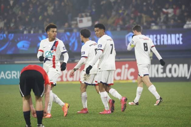 Coupe de France : Espaly vs PSG Thierry LARRET MAXPPP. Football. 16eme finale Coupe de France. Football Club Espaly vs Paris Saint Germain. Stade Marcel Michelin, Clermont-Ferrand le 15 Janvier 2025. JOIE BUT Warren ZAIRE-EMERY (PSG) CLERMONT-FERRAND (63) STADE STADE MARCEL MICHELIN PUY DE DOME AUVERGNE RHONE-ALP FRANCE  Copyright: xThierryxLARRET MAXPPPxThierryxLARRETx TL_20250115_2030 0794554993st