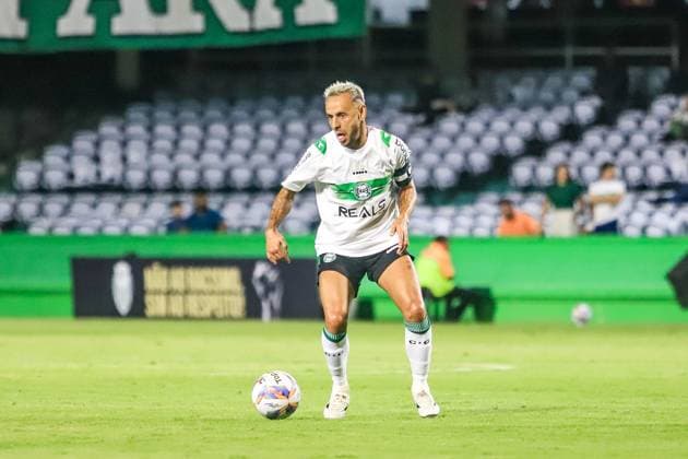 Match between coritiba x sao joseense Curitiba (pr), 01 15 2025 - football coritiba x sao joseense – rafinha, during the match between coritiba and sao joseense, for the 2nd round of the 2025 paranaense, held at the couto pereira stadium, this wednesday (15). PARANA Brasil Copyright: xRUIxSANTOSx