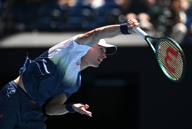 TENNIS AUSTRALIAN OPEN, Alex De Minaur of Australia in action during his round 2 match against Tristian Boyer of USA during the 2025 Australian Open at Melbourne Park in Melbourne, Thursday, January 16, 2025. ( NO ARCHIVING, EDITORIAL USE ONLY, NO USE IN BOOKS WITHOUT CONSENT MELBOURNE VICTORIA AUSTRALIA  Copyright: xLUKASxCOCHx 20250116116947976564