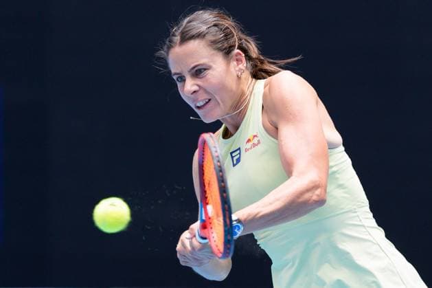 Tennis 2025: Australian Open Day 5 January 16, 2025: 8th seed EMMA NAVARRO of the USA in action against XIYU WANG of China on Margaret Court Arena in a Women s Singles 2nd round match on day 5 of the 2025 Australian Open in Melbourne, Australia. Sydney Low Cal Media(Credit Image: Â Sydney Low Cal Sport Media) Melbourne Victoria Australia EDITORIAL USE ONLY Copyright: xx ZUMA-20250116_faf_c04_024.jpg SydneyxLowx csmphotothree345318