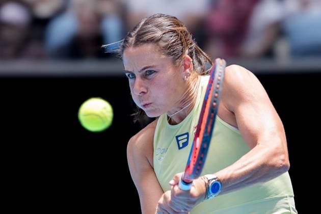 Tennis 2025: Australian Open Day 5 January 16, 2025: 8th seed EMMA NAVARRO of the USA in action against XIYU WANG of China on Margaret Court Arena in a Women s Singles 2nd round match on day 5 of the 2025 Australian Open in Melbourne, Australia. Sydney Low Cal Media(Credit Image: Â Sydney Low Cal Sport Media) Melbourne Victoria Australia EDITORIAL USE ONLY Copyright: xx ZUMA-20250116_faf_c04_014.jpg SydneyxLowx csmphotothree345328