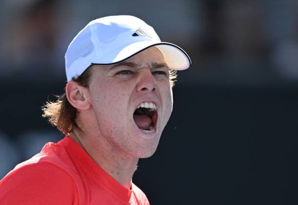 TENNIS AUSTRALIAN OPEN, Alex Michelsen of USA reacts during his round 2 match against James McCabe of Australia during the 2025 Australian Open at Melbourne Park in Melbourne, Thursday, January 16, 2025. ( NO ARCHIVING, EDITORIAL USE ONLY, NO USE IN BOOKS WITHOUT CONSENT MELBOURNE VICTORIA AUSTRALIA  Copyright: xLUKASxCOCHx 20250116168843787169