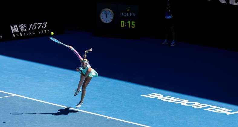 (250116) -- MELBOURNE, Jan. 16, 2025 -- Rebecca Sramkova serves during the women s singles 2nd round match between Iga Swiatek of Poland and Rebecca Sramkova of Slovakia at Australian Open tennis tournament in Melbourne, Australia, Jan. 16, 2025. (Photo by Xinhua) (SP)AUSTRALIA-MELBOURNE-TENNIS-AUSTRALIAN OPEN-DAY 5 HuxJingchen 