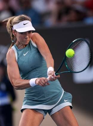 Katie Boulter during her second round match Australian Open, Day Five, Tennis, Melbourne Park, Melbourne, Australia - 16 Jan 2025  Copyright: xEllaxLing Shutterstockx 15102040cz