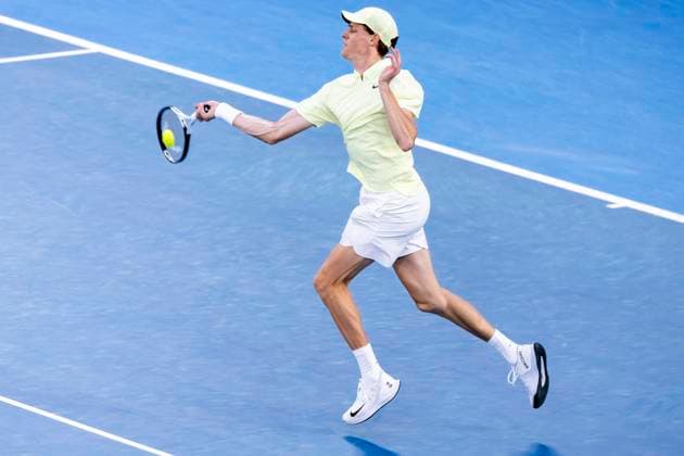 MELBOURNE, VIC - JANUARY 16: Jannik Sinner of Italy in action during Round 2 of the 2025 Australian Open on January 16 2025, at Melbourne Park in Melbourne, Australia. (Photo by Jason Heidrich Icon Sportswire) TENNIS: JAN 16 Australian Open EDITORIAL USE ONLY Icon250116204