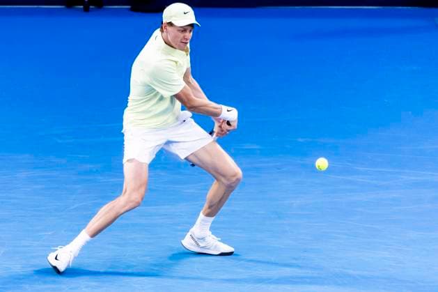 MELBOURNE, VIC - JANUARY 16: Jannik Sinner of Italy in action during Round 2 of the 2025 Australian Open on January 16 2025, at Melbourne Park in Melbourne, Australia. (Photo by Jason Heidrich Icon Sportswire) TENNIS: JAN 16 Australian Open EDITORIAL USE ONLY Icon250116209