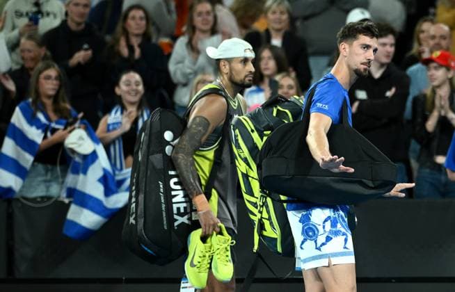 TENNIS AUSTRALIAN OPEN, Thanasi Kokkinakis and Nick Kyrgios of Australia leave the court following their round 1 Doubles match against James Duckworth and Aleksandar Vukic of Australia during the 2025 Australian Open at Melbourne Park in Melbourne, Thursday, January 16, 2025. ( NO ARCHIVING, EDITORIAL USE ONLY, NO USE IN BOOKS WITHOUT CONSENT MELBOURNE VICTORIA AUSTRALIA  Copyright: xJOELxCARRETTx 20250116116960182570