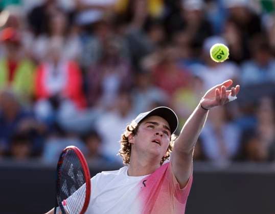 (250116) -- MELBOURNE, Jan. 16, 2025 -- Joao Fonseca serves during the men s singles 2nd round match between Joao Fonseca of Brazil and Lorenzo Sonego of Italy at Australian Open tennis tournament in Melbourne, Australia, Jan. 16, 2025. ) (SP)AUSTRALIA-MELBOURNE-TENNIS-AUSTRALIAN OPEN-DAY 5 MaxPing 