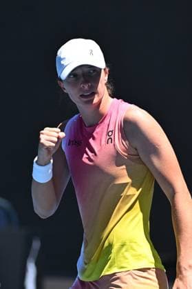 Australian Open - Womens Singles - Round 2 Iga Swiatek (POL) during her second matchat the 2025 Australian Open at Melbourne Park in Melbourne, AUSTRALIA, on January 16, 2025. Photo by Corinne Dubreuil ABACAPRESS.COM Melbourne Australia  Copyright: xDubreuilxCorinne ABACAx