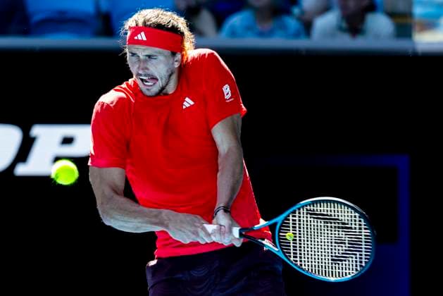 MELBOURNE, VIC - JANUARY 17: Alexander Zverev of Germany in action during Round 3 of the 2025 Australian Open on January 17 2025, at Melbourne Park in Melbourne, Australia. (Photo by Jason Heidrich Icon Sportswire) TENNIS: JAN 17 Australian Open EDITORIAL USE ONLY Icon250117137
