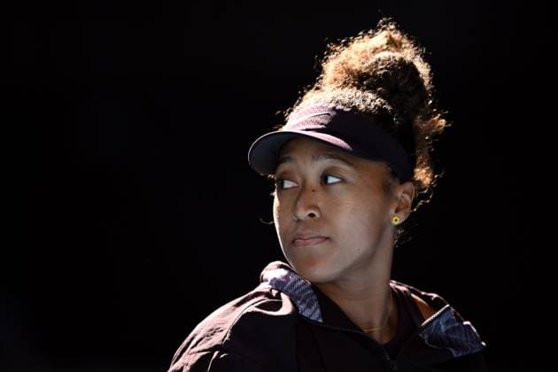 TENNIS AUSTRALIAN OPEN, Naomi Osaka of Japan retires injured during her round three match against Belinda Bencic of Switzerland during the 2025 Australian Open at Melbourne Park in Melbourne, Friday, January 17, 2025. ( NO ARCHIVING, EDITORIAL USE ONLY, NO USE IN BOOKS WITHOUT CONSENT MELBOURNE VICTORIA AUSTRALIA  Copyright: xJAMESxROSSx 20250117162187240528