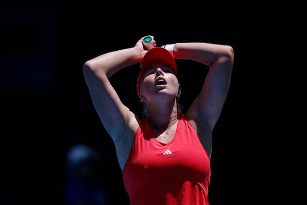(250117) -- MELBOURNE, Jan. 17, 2025 -- Clara Tauson reacts during the women s singles 3rd round match between Aryna Sabalenka of Belarus and Clara Tauson of Denmark at Australian Open tennis tournament in Melbourne, Australia, Jan. 17, 2025. ) (SP)AUSTRALIA-MELBOURNE-TENNIS-AUSTRALIAN OPEN-DAY 6 MaxPing 