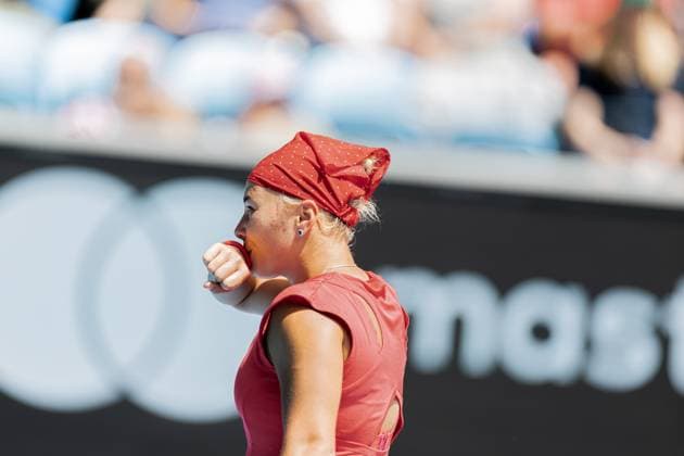 (250117) -- MELBOURNE, Jan. 17, 2025 -- Diana Shnaider reacts during the women s singles 3rd round match between Diana Shnaider of Russia and Donna Vekic of Croatia at Australian Open tennis tournament in Melbourne, Australia, Jan. 17, 2025. (Photo by Xinhua) (SP)AUSTRALIA-MELBOURNE-TENNIS-AUSTRALIAN OPEN-DAY 6 HuxJingchen 