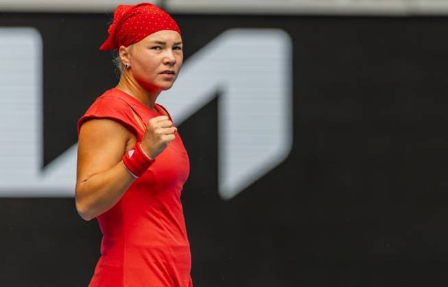 (250117) -- MELBOURNE, Jan. 17, 2025 -- Diana Shnaider celebrates scoring during the women s singles 3rd round match between Diana Shnaider of Russia and Donna Vekic of Croatia at Australian Open tennis tournament in Melbourne, Australia, Jan. 17, 2025. (Photo by Xinhua) (SP)AUSTRALIA-MELBOURNE-TENNIS-AUSTRALIAN OPEN-DAY 6 HuxJingchen 