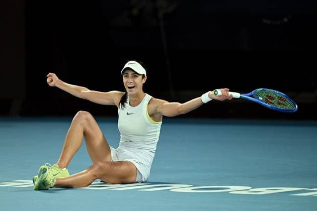 TENNIS AUSTRALIAN OPEN, Olga Danilovic of Serbia celebrates match point during her round three win over Jessica Pegula of USA during the 2025 Australian Open at Melbourne Park in Melbourne, Friday, January 17, 2025. ( NO ARCHIVING, EDITORIAL USE ONLY, NO USE IN BOOKS WITHOUT CONSENT MELBOURNE VICTORIA AUSTRALIA  Copyright: xJAMESxROSSx 20250117155951798176