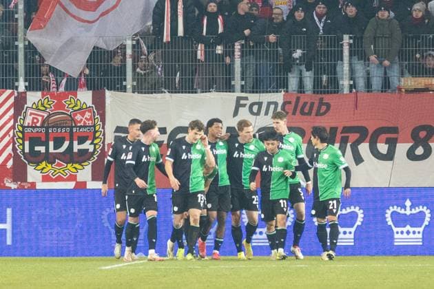 17 01 2025, Football, GER, Season, 2 Liga, Season 2024 2025, Matchday 18, SSV Jahn Regensburg Hannover 96 Jessic Ngankam celebrates after em 1 0 for Hannover DFL REGULATIONS PROHIBIT ANY USE OF PHOTOGRAPHS AS IMAGE SEQUENCES AND OR QUASI VIDEO