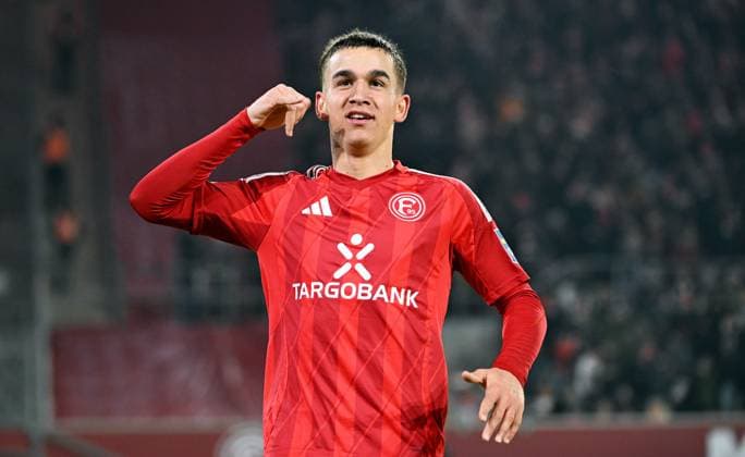 Football, 2 Bundesliga, Germany, Men, Season 2024 2025, Matchday 18, Merkur Spiel Arena Düsseldorf, Fortuna Düsseldorf SV Darmstadt Jubel Giovanni Haag F95 after his goal for 2 0 Jubel, joy, action