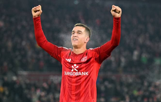 Football, 2 Bundesliga, Germany, Men, Season 2024 2025, Matchday 18, Merkur Spiel Arena Düsseldorf, Fortuna Düsseldorf SV Darmstadt Jubel Giovanni Haag F95 after his goal for 2 0 Jubel, joy, action