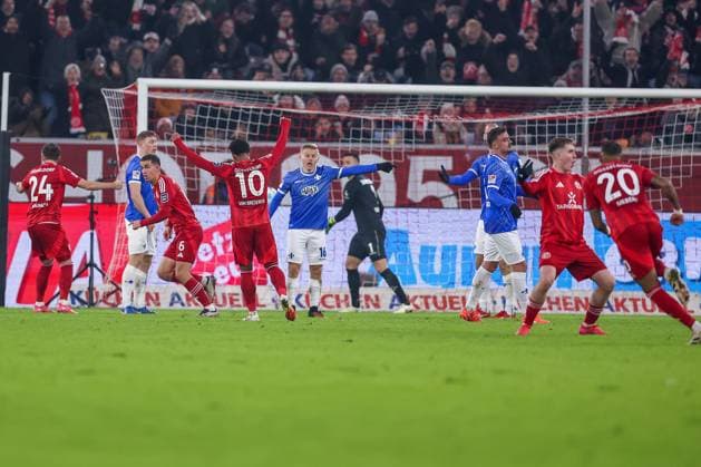 17 01 2025, Football, Fortuna Düsseldorf SV Darmstadt 98, 2 Fußball Bundesliga, 18 Matchday, Merkur Spiel Arena, Season 2024 2025 Goal celebration after the 2 0 by Giovanni Haag Fortuna Düsseldorf 6 DFB regulations prohibit any use of photographs as image sequences and or quasi video Nordrhein Westfalen Germany