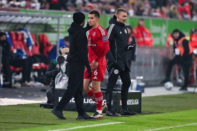 17 01 2025, Football, 2 Bundesliga, Matchday 18 Season 2024 2025, Fortuna Düsseldorf SV Darmstadt, Coach Daniel Thioune Fortuna Düsseldorf , Giovanni Haag Fortuna Düsseldorf xRHR PHOTO TKx Copyright: RHR-FOTOx RHR-FOTO TK