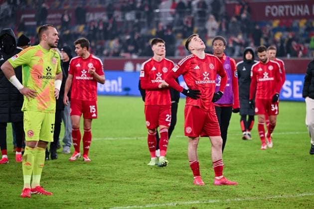 17 01 2025, Soccer, 2 Bundesliga, Matchday 18 Season 2024 2025, Fortuna Düsseldorf SV Darmstadt, Fortuna Düsseldorf is disappointed after the match, xRHR PHOTO TKx Copyright: RHR-FOTOx RHR-FOTO TK