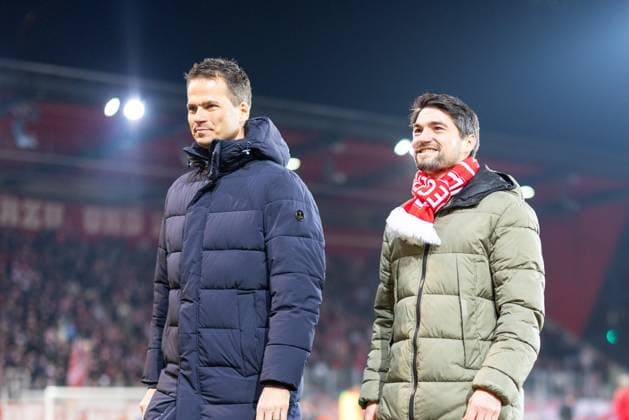 17 01 2025, Football, GER, Season, 2 Liga, Season 2024 2025, 18 Matchday, SSV Jahn Regensburg Hannover 96 Philipp Hausner Commercial Director and Oliver Hein Chairman of the Board DFL REGULATIONS PROHIBIT ANY USE OF PHOTOGRAPHS AS IMAGE SEQUENCES AND OR QUASI VIDEO