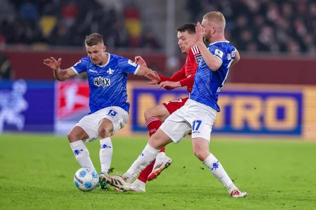 17 01 2025, Football, Fortuna Düsseldorf SV Darmstadt 98, 2 Fußball Bundesliga, 18 Matchday, Merkur Spiel Arena, Season 2024 2025 Kai Klefisch SV Darmstadt 17 defends DFB regulations prohibit any use of photographs as image sequences and or quasi video Nordrhein Westfalen Germany