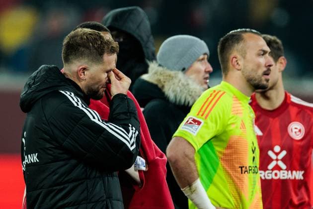2 Soccer Bundesliga Fortuna Düsseldorf 1895 SV Darmstadt 98 17 01 2025 Andre Hoffmann Fortuna Düsseldorf, 3 frustrated 2 Soccer Bundesliga Fortuna Düsseldorf 1895 SV Darmstadt 98, Düsseldorf, Merkur Spiel Arena on 17 01 2025 DFL REGULATIONS PROHIBIT ANY USE OF PHOTOGRAPHS AS IMAGE SEQUENCES AND OR QUASI VIDEO Copyright: xBEAUTIFULxSPORTS Wunderlx