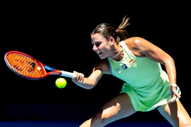 MELBOURNE, VIC - JANUARY 18: Emma Navarro of the United States of America in action during Round 3 of the 2025 Australian Open on January 18 2025, at Melbourne Park in Melbourne, Australia. (Photo by Jason Heidrich Icon Sportswire) TENNIS: JAN 18 Australian Open EDITORIAL USE ONLY Icon250118059