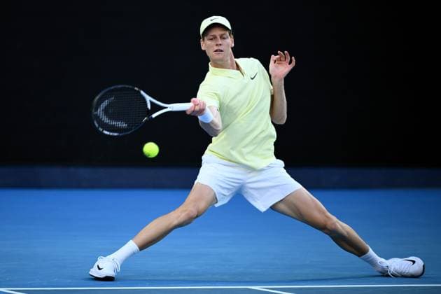 TENNIS AUSTRALIAN OPEN, Jannik Sinner of Italy returns during his round three match against Marcos Giron of USA during the 2025 Australian Open at Melbourne Park in Melbourne, Saturday, January 18, 2025. ( NO ARCHIVING, EDITORIAL USE ONLY, NO USE IN BOOKS WITHOUT CONSENT MELBOURNE VICTORIA AUSTRALIA  Copyright: xJOELxCARRETTx 20250118113743538873