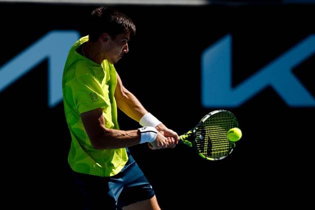 January 18, 2025: MELBOURNE, AUSTRALIA - JANUARY 18: Fabian Marozsane of Hungary plays against Lorenzo Sonego of Italy on day seven of the 2025 Australian Open at Melbourne Park on January 18, 2025 in Melbourne, Australia. - ZUMAp121 20250118_zsp_p121_113 Copyright: xChrisxPutnamx