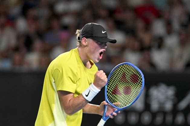 TENNIS AUSTRALIAN OPEN, Cruz Hewitt of Australia reacts during his round one boys singles match against MooBeen KIim of Korea during the 2025 Australian Open at Melbourne Park in Melbourne, Saturday, January 18, 2025. ( NO ARCHIVING, EDITORIAL USE ONLY, NO USE IN BOOKS WITHOUT CONSENT MELBOURNE VICTORIA AUSTRALIA  Copyright: xLUKASxCOCHx 20250118188866950853