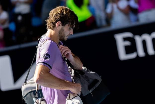 (250118) -- MELBOURNE, Jan. 18, 2025 -- Taylor Fritz leaves the court after the men s singles 3rd round match between Taylor Fritz of the United States and Gael Monfils of France at Australian Open tennis tournament in Melbourne, Australia, Jan. 18, 2025. (Photo by Xinhua) (SP)AUSTRALIA-MELBOURNE-TENNIS-AUSTRALIAN OPEN-DAY 7 HuxJingchen 